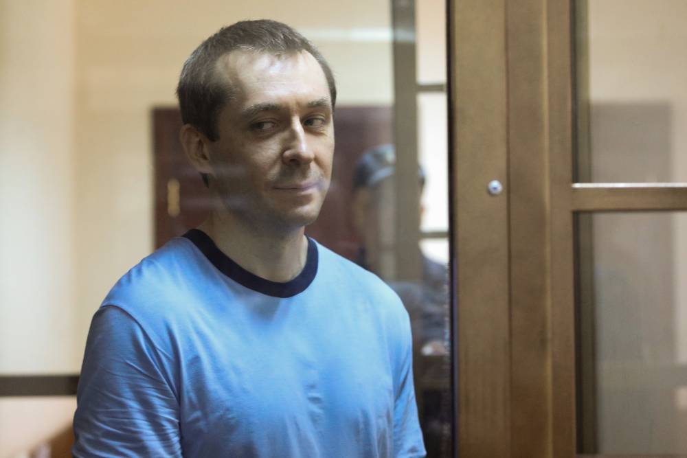 СК обвинил экс-полковника Захарченко еще по двум эпизодам получения взятки