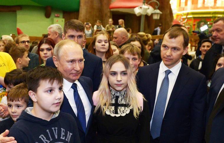 Мальчик из детдома попросил Путина помочь вернуться к бабушке