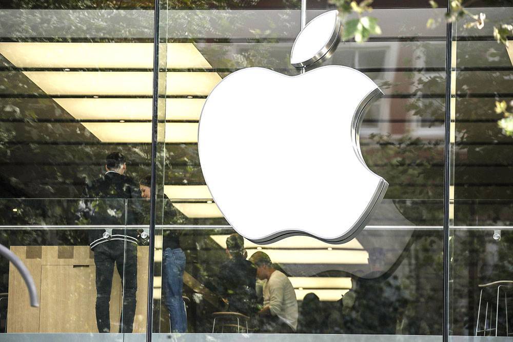 Bloomberg: Apple потеряла двоих ключевых вице-президентов