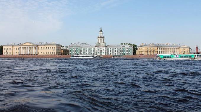 В Петербурге подсчитали реальное количество жителей города