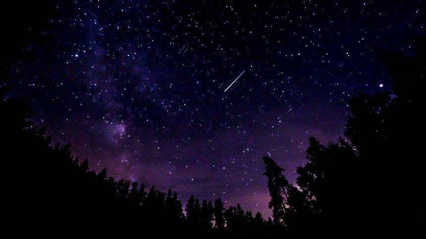 Охотник за метеоритами из США снял на видео полет небесного тела над штатом Аризона