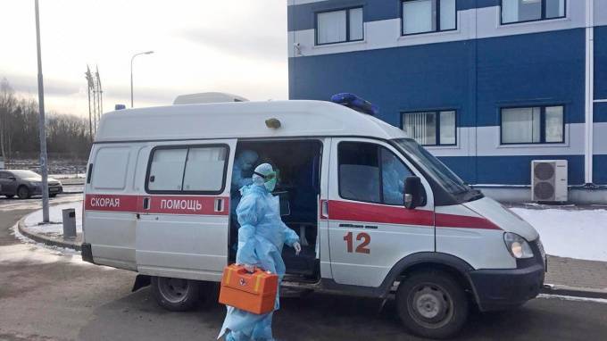 Таможенники Петербурга отработали методы распознавания зараженных коронавирусом