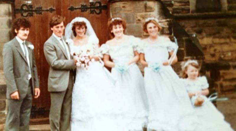 Супружеская пара спустя 35 лет получила фотографии своей свадьбы, украденные в 1985 году