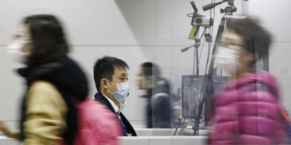Половина заразившихся коронавирусом в Китае уже выздоровела