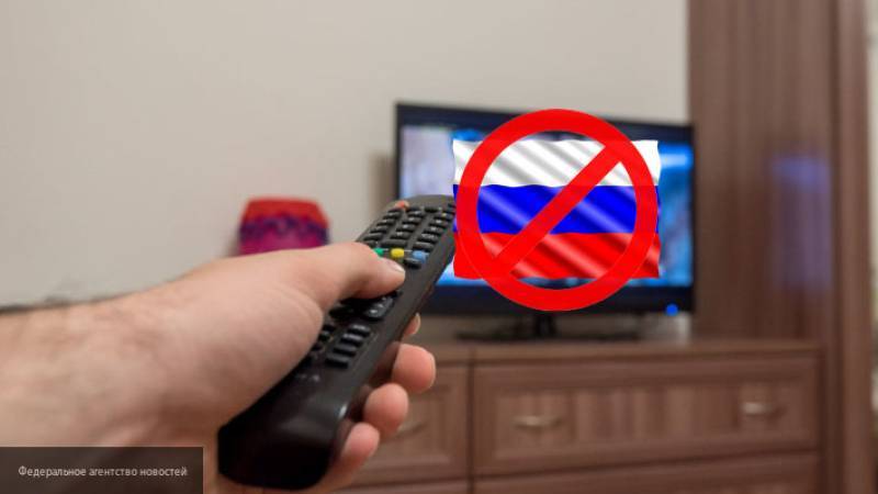 Украина запретила три российских телеканала