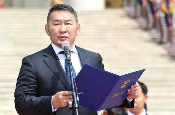 Президента Монголии поместили на 14-дневный карантин