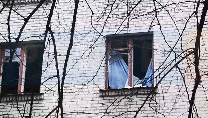 Один человек пострадал при взрыве в жилом доме в Петербурге