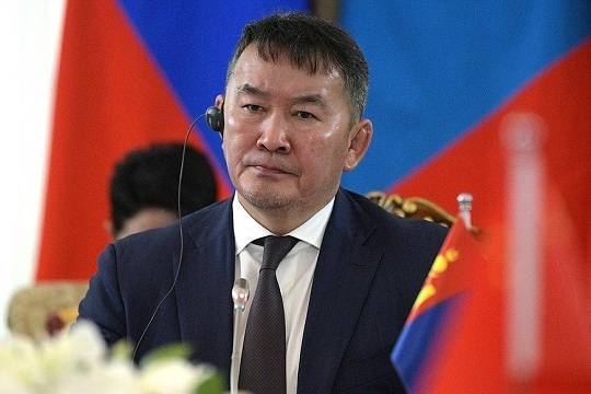 Президента Монголии отправили на карантин после поездки в Китай