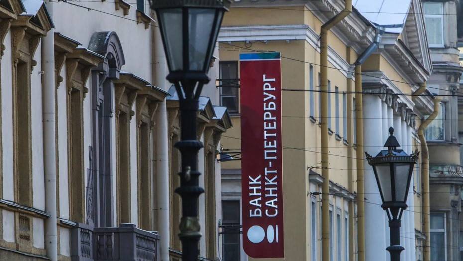 Банк "Санкт-Петербург" добивается банкротства ЗАО "Елисеев Палас Отель"