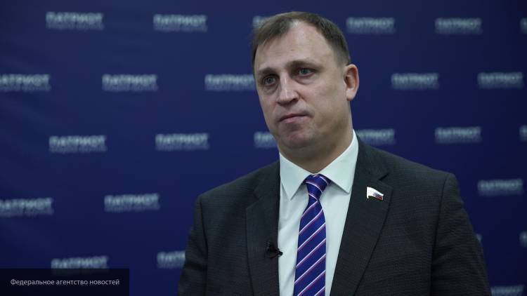 Депутат Вострецов призвал работодателей уделять больше внимания оценке условий труда