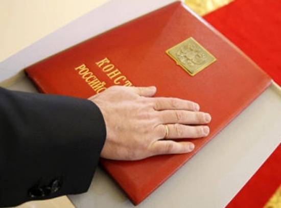 Россия останется светским государством: Бог в Конституции будет упомянут в историческом контексте