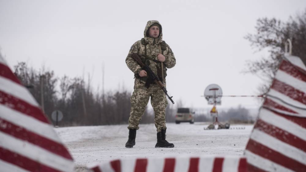 Украина ужесточает с 1 марта правила пересечения границы с Россией
