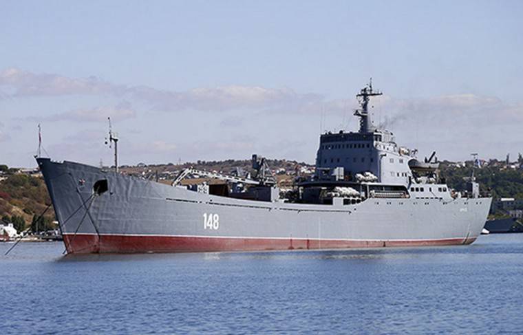 Десантный корабль России вошёл в Средиземное море