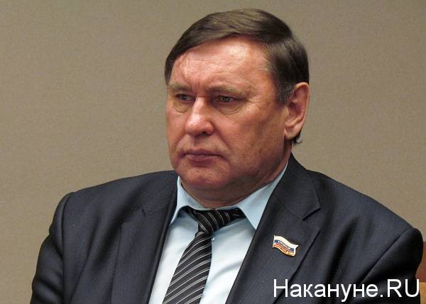 После пьяного ДТП главы Шадринского района мандата депутата облдумы Зауралья лишится экс-спикер областного парламента