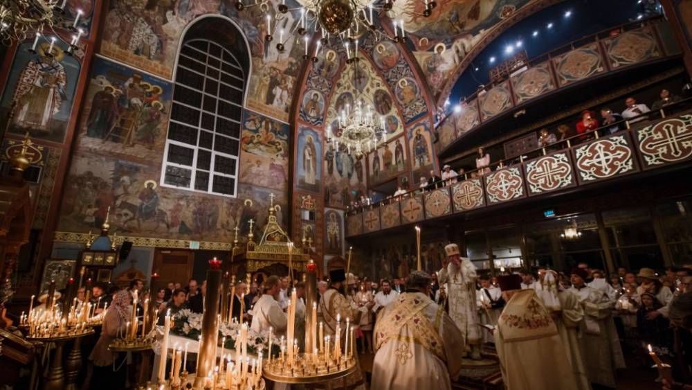 В РПЦ поддержали идею молиться по ночам в храмах из-за коронавируса