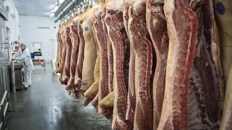 В Крыму уничтожили более шести тонн подозрительного мяса