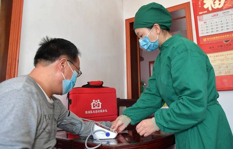 Власти Китая не выявили новых заражённых коронавирусом в 26 регионах страны