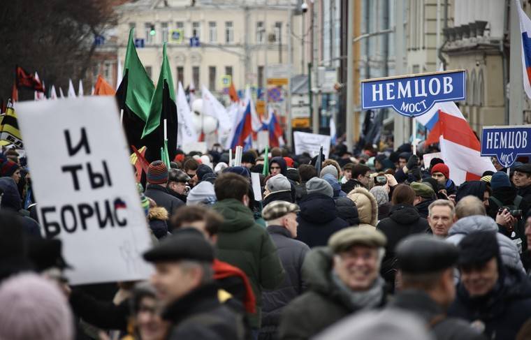 Акции памяти Бориса Немцова проходят в России