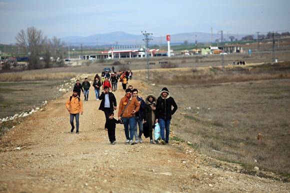 Более 4 тысяч сирийских беженцев пытались проникнуть из Турции в Грецию