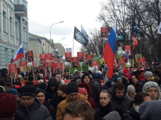 На Марш Немцова в Москве вместе со студентами вышли пенсионеры