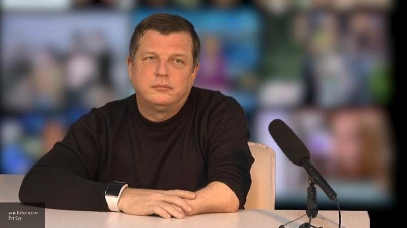 Журавко сообщил, что народ не простит Зеленскому отказа Украины праздновать День Победы
