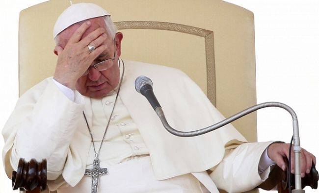 Папа Франциск занемог — поползли слухи, что у него коронавирус