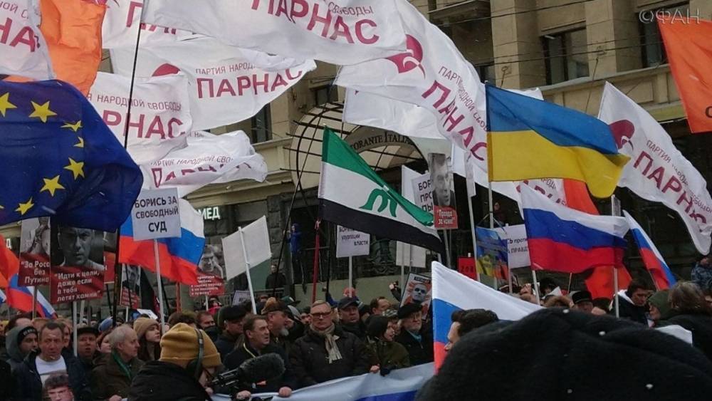 Альшевских объяснил участие «оппозиции» в марше Немцова желанием отчитаться перед Западом