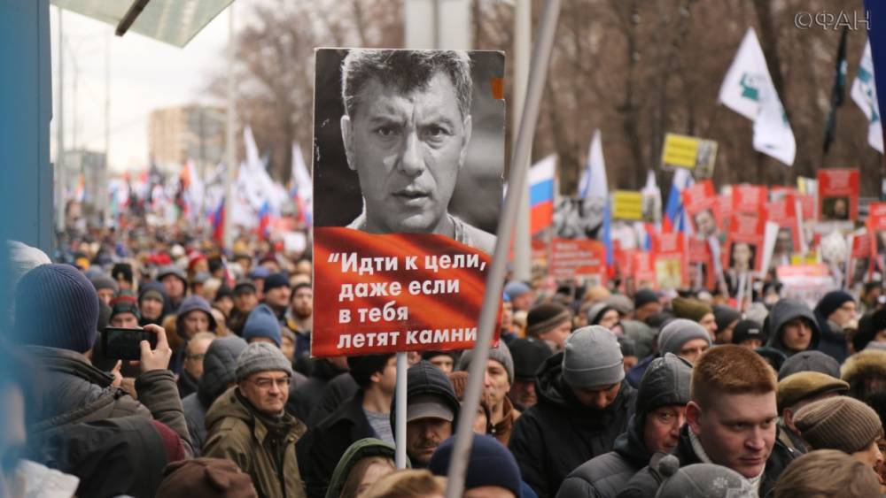 Оппозиция использует смерть Немцова как политический инструмент.