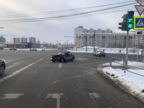 В Челябинске четыре человека пострадали в ДТП на северо-западе