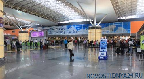 Десять израильтян, прилетевших в Москву, были задержаны в аэропорту и депортированы