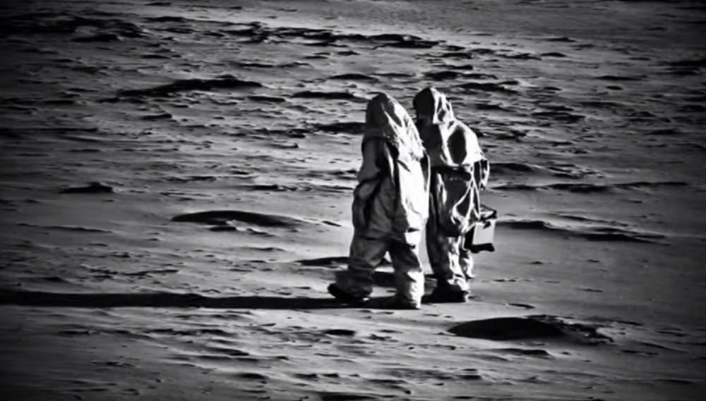 «Роскосмос» потратит 600 миллионов рублей на доставку грунта с Луны на Землю