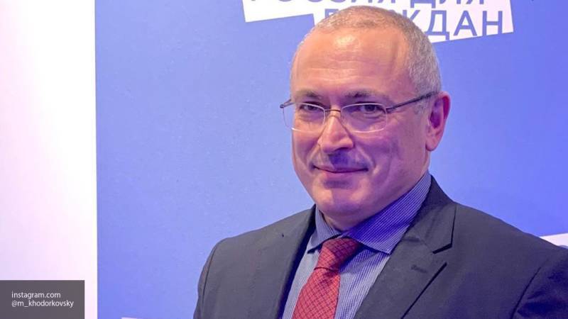 ПАРНАС пытается сохранить для Ходорковского возможность претендовать на пост президента РФ