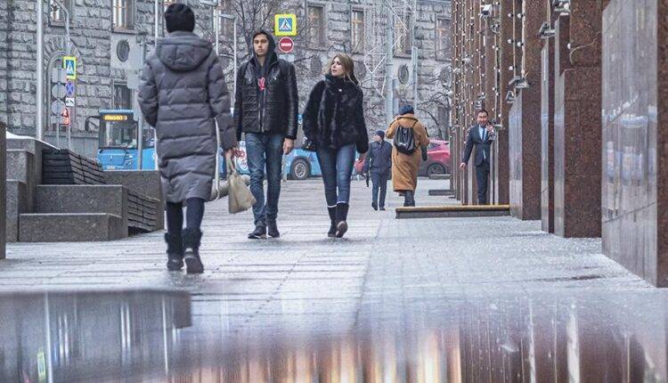 Метеобюро сообщило о рекордно низком атмосферном давлении в Москве