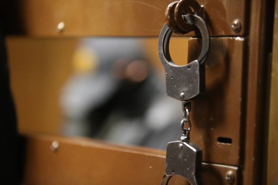 Водитель маршрутки, который изнасиловал школьницу, получил 16 лет тюрьмы