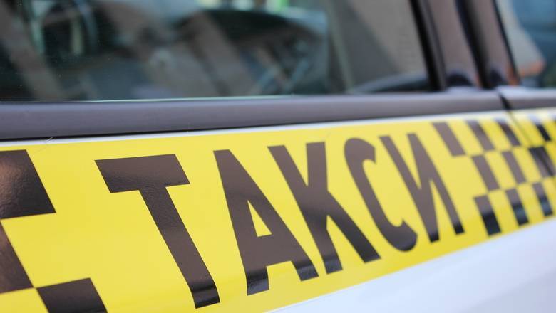 Новый закон о такси увеличит компенсации попавшим в аварии