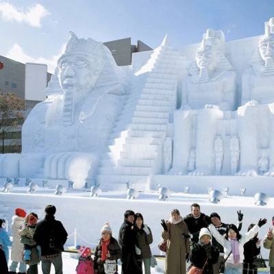 Фестиваль снега открылся в японском городе Саппоро