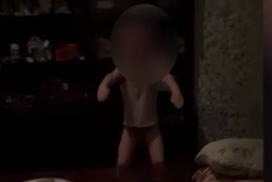 Следователи Москвы проверят видеозапись с издевательствами отчима над ребенком