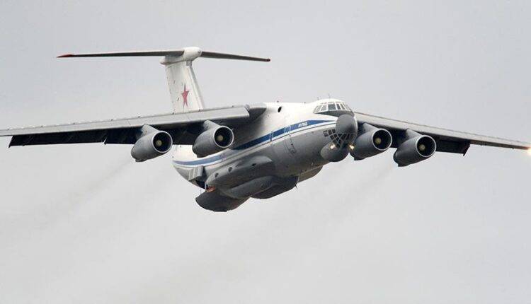 В Улан-Удэ начали готовить самолеты ВКС для эвакуации россиян из Китая