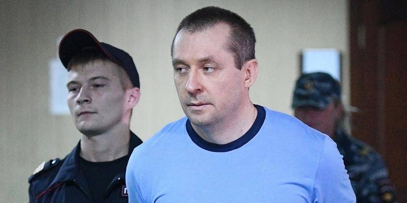 Экс-полковнику Захарченко могут ужесточить наказание из-за драки в тюрьме