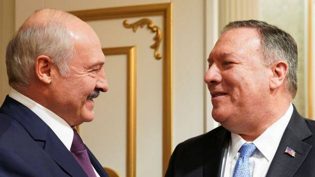 Лукашенко: У России не получается «взасос целоваться» с США