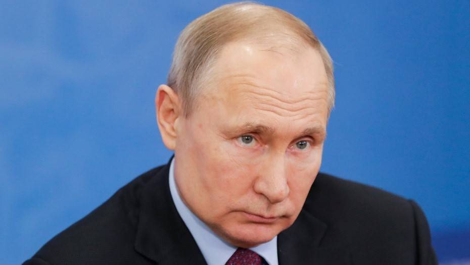Путин заявил, что поправки в Конституцию "продиктованы просто жизнью"