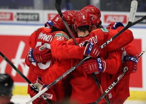 В Олимпийскую сборную России по хоккею вызван нападающий "Автомобилиста"