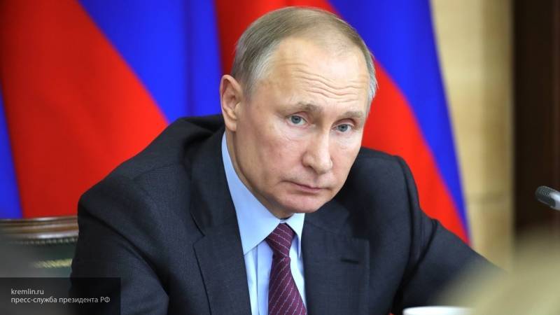 Путин заявил, что РФ будет поддерживать научные разработки в сфере борьбы с инфекциями