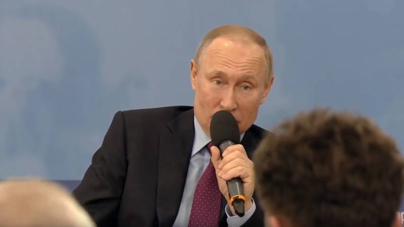 Путин примет верительные грамоты послов нескольких стран 5 февраля