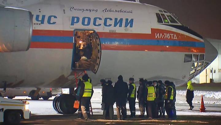 Второй самолет вылетел за россиянами в Ухань, первый уже приземлился