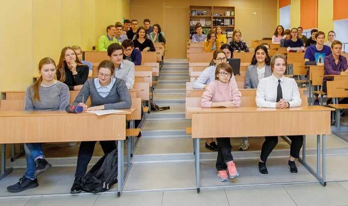 Известные ученые проведут лекции для московских старшеклассников