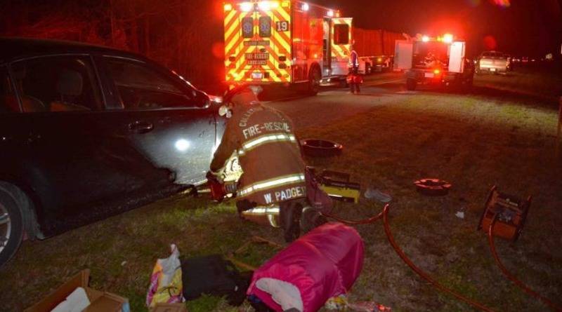 Женщина набрала 911 пальцами ног, когда на ее руки рухнул автомобиль при смене шины - usa.one - шт. Южная Каролина - шт.Северная Каролина