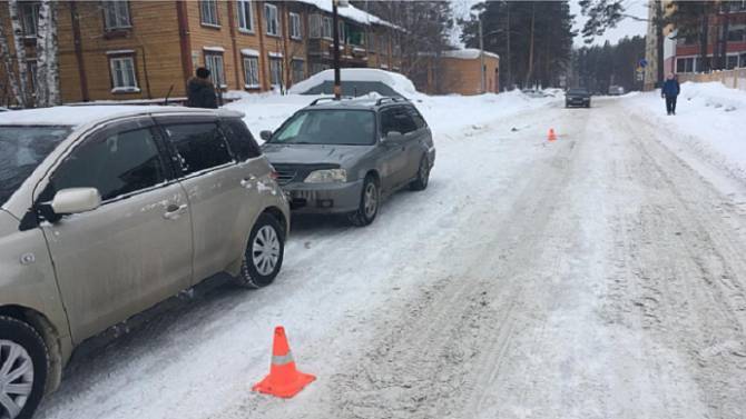 В Новосибирске автомобиль сбил 4-летнюю девочку