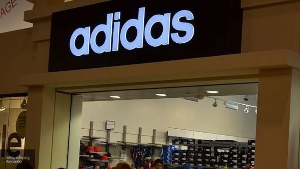 Adidas сообщила о закрытии части своих магазинов в Китае из-за коронавируса