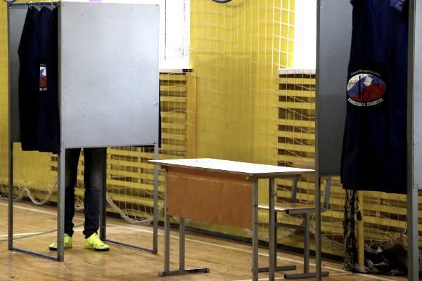 Муниципальные выборы завели Петербург в Литейный тупик